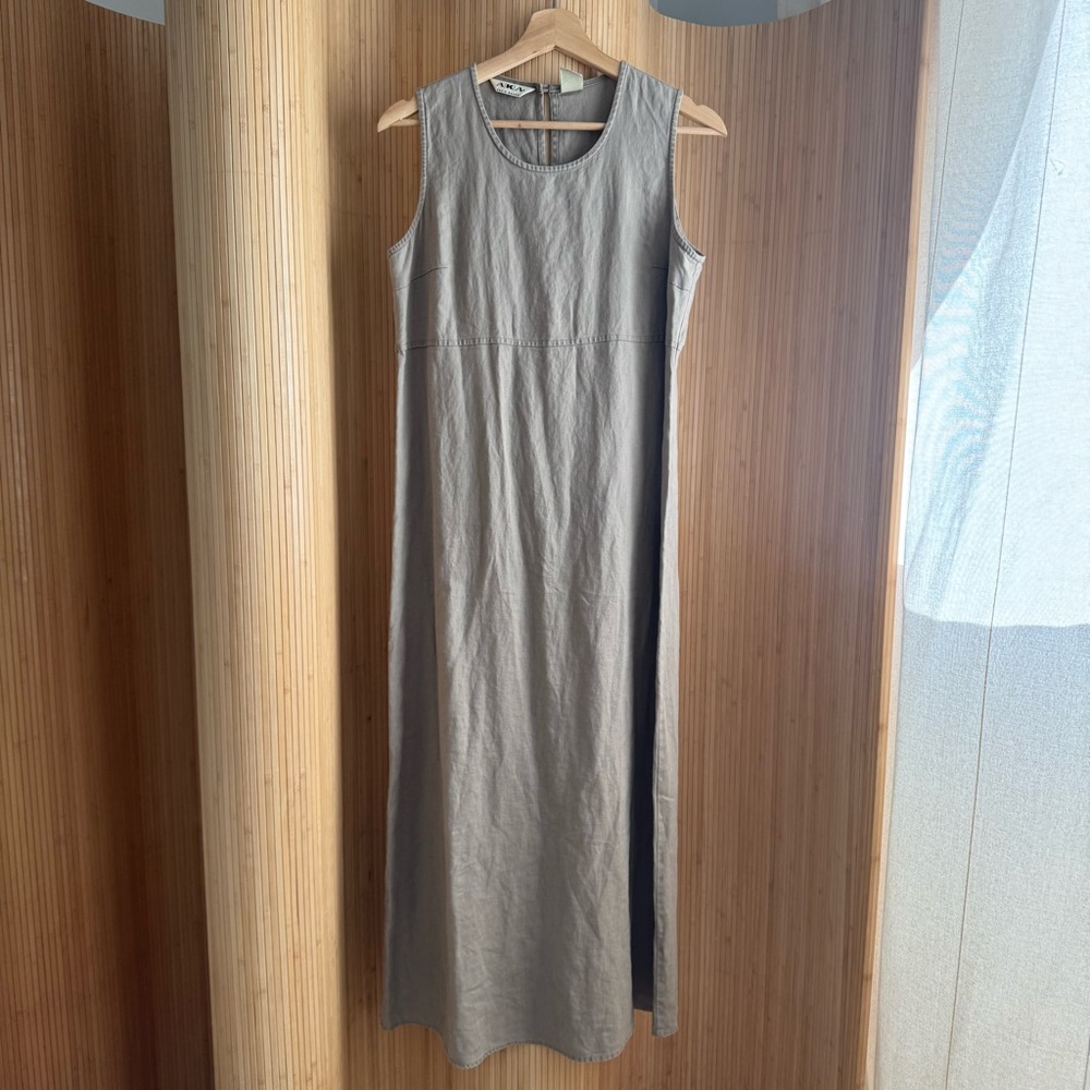 Eddie Bauer Sleeveless Taupe Maxi Dress